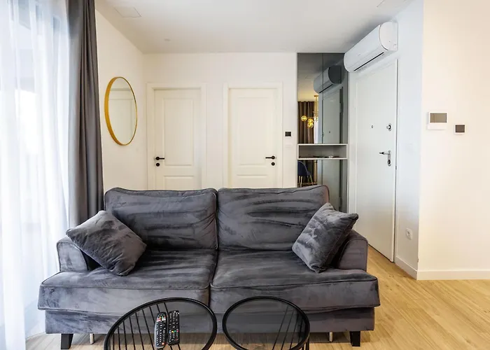 Time&joy With Private Pool Appartement Kaštela